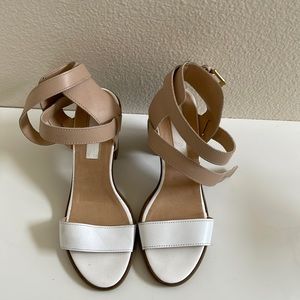 New, Gorgeous Modern Vintage Strappy Sandals in Sand Tan and White.